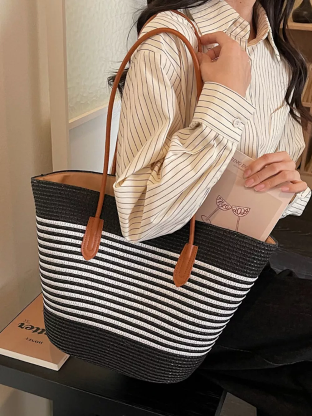 Striped Woven Shoulder Bag, image 4