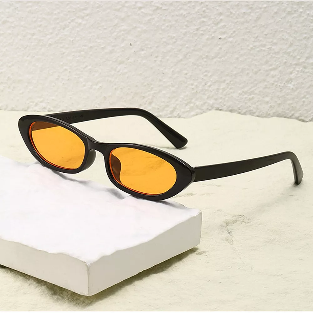 Vintage Oval Frame Sunglasses, image 3