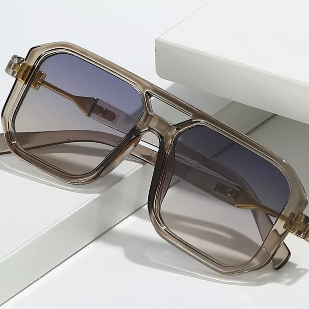 Oversized Square Sunglasses with Gradient Lenses, image 3