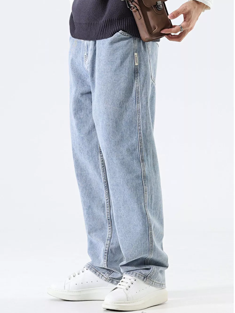 Men's Relaxed Fit Wide Leg Jeans, image 2