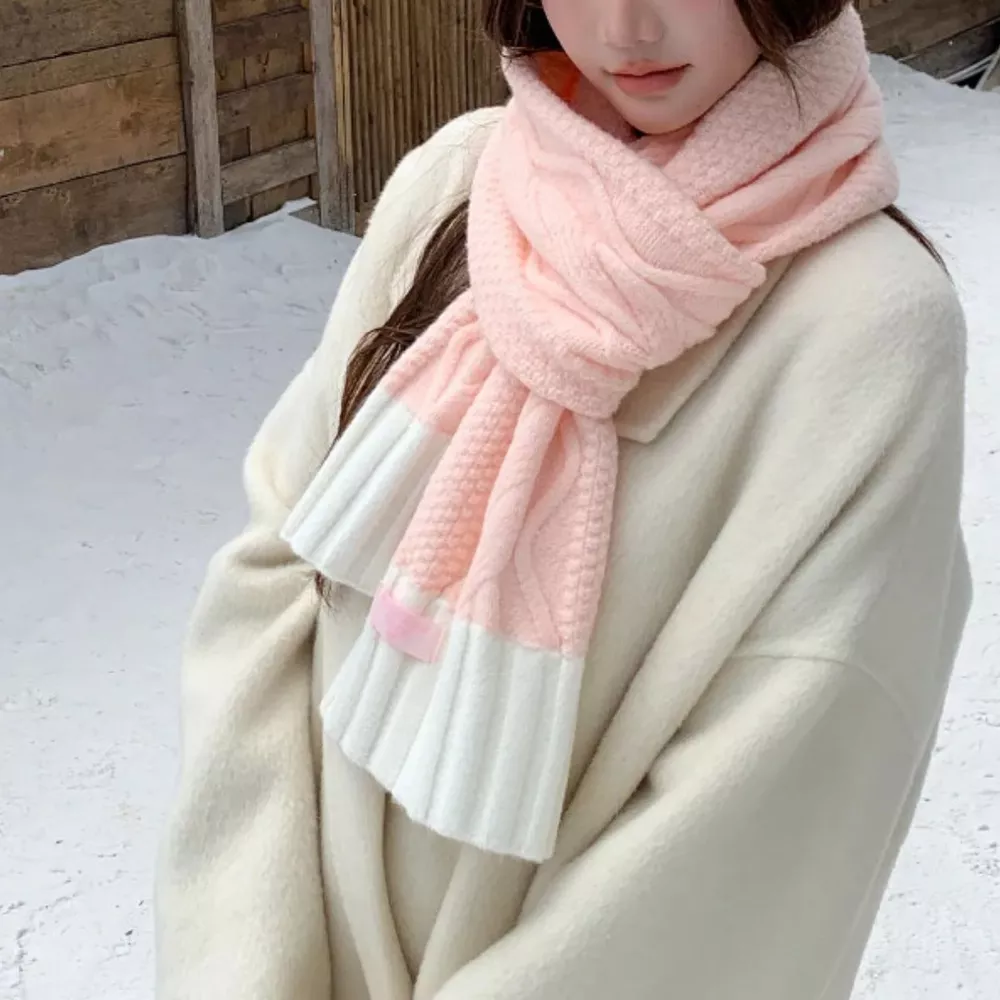 Two-Tone Cable Knitted Scarf, image 3