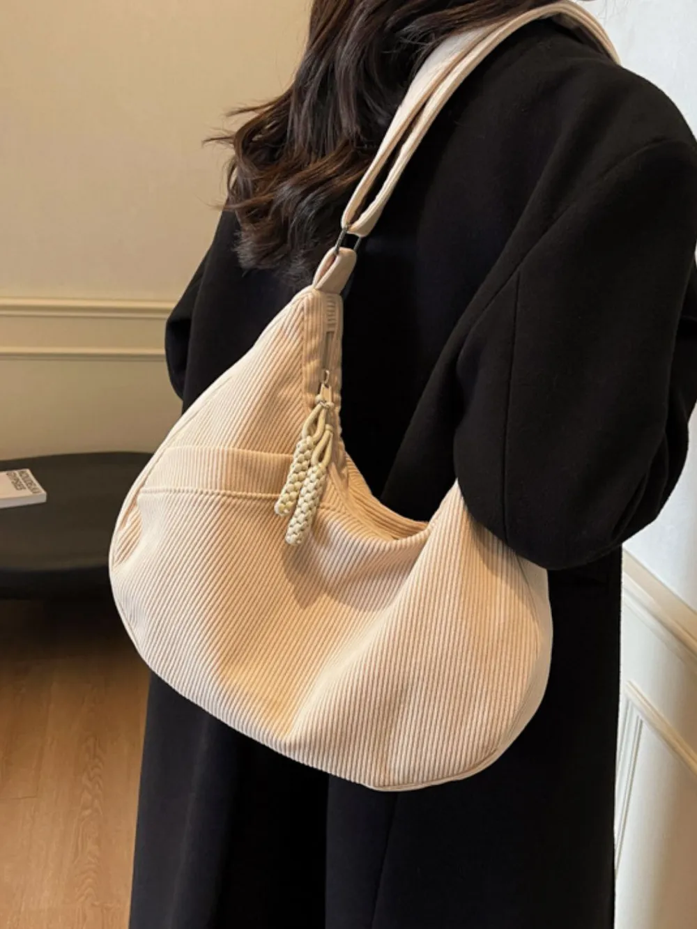 Ribbed Adjustable Strap Shoulder Bag, image 5