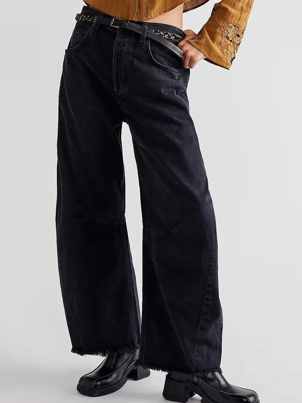 Raw Hem Wide Leg Jeans with Pockets, image 2