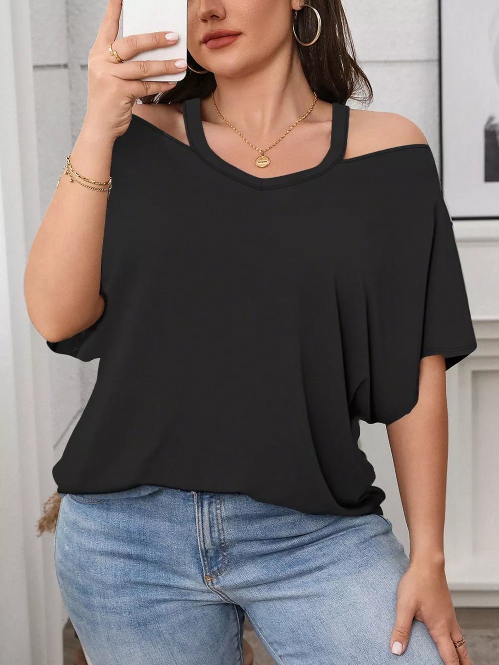 Plus Size Cold Shoulder Short Sleeve Top, image 2