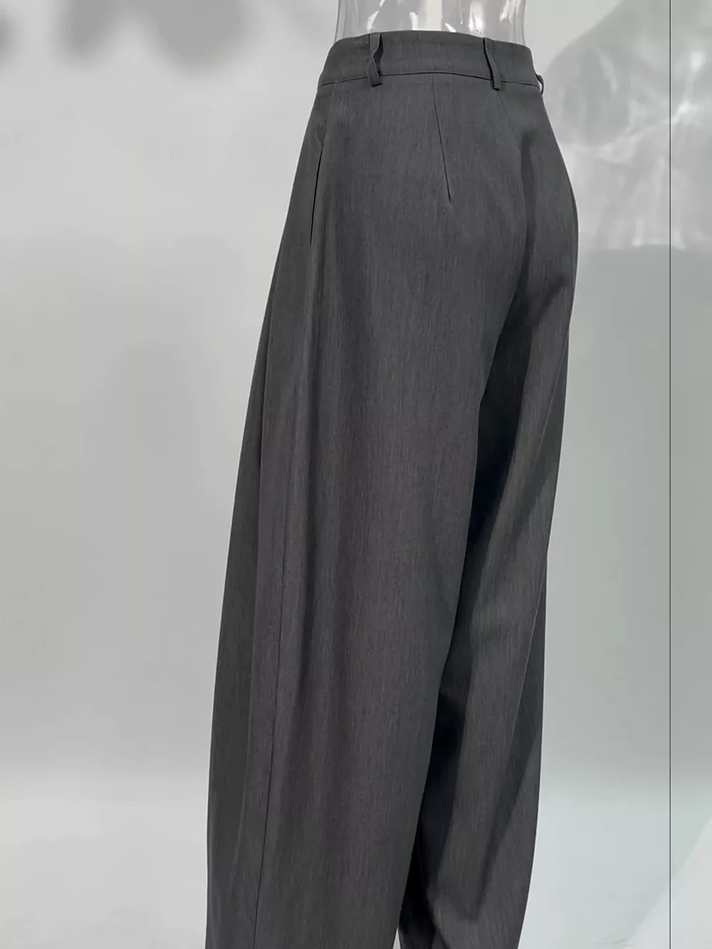 High-Waisted Wide-Leg Pleated Pants, image 11