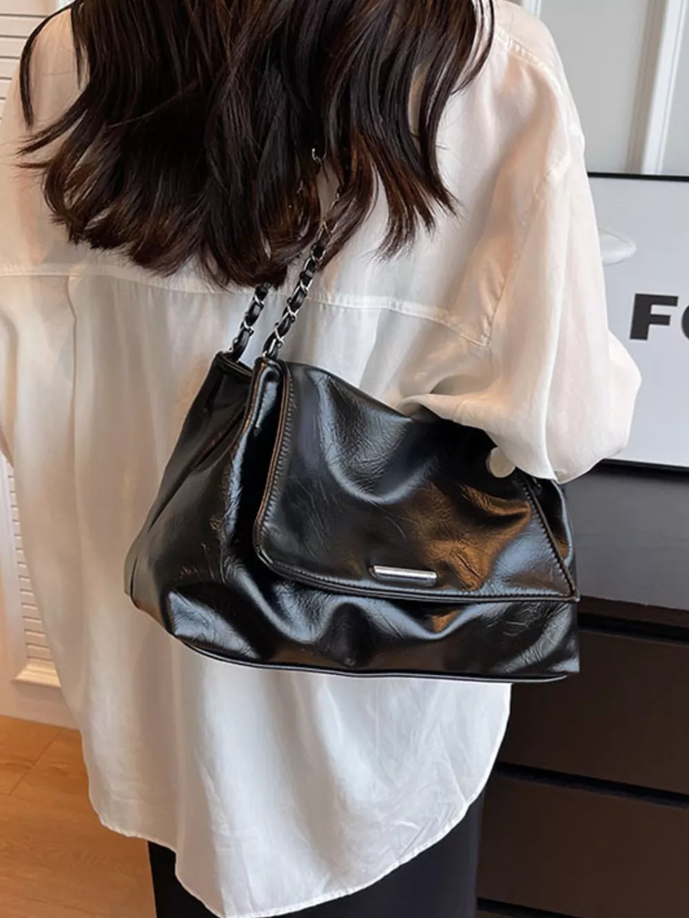 Chain Strap Shoulder Bag, image 5