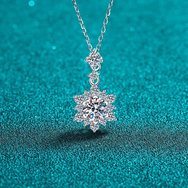 1 Carat Moissanite Zircon 925 Sterling Silver Necklace, image 4