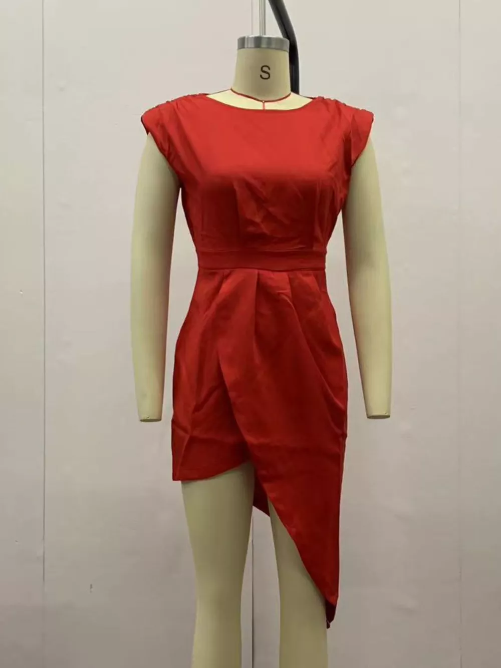 Full Size Elegant Asymmetrical Backless Pleated Dress Plus Size, image 5