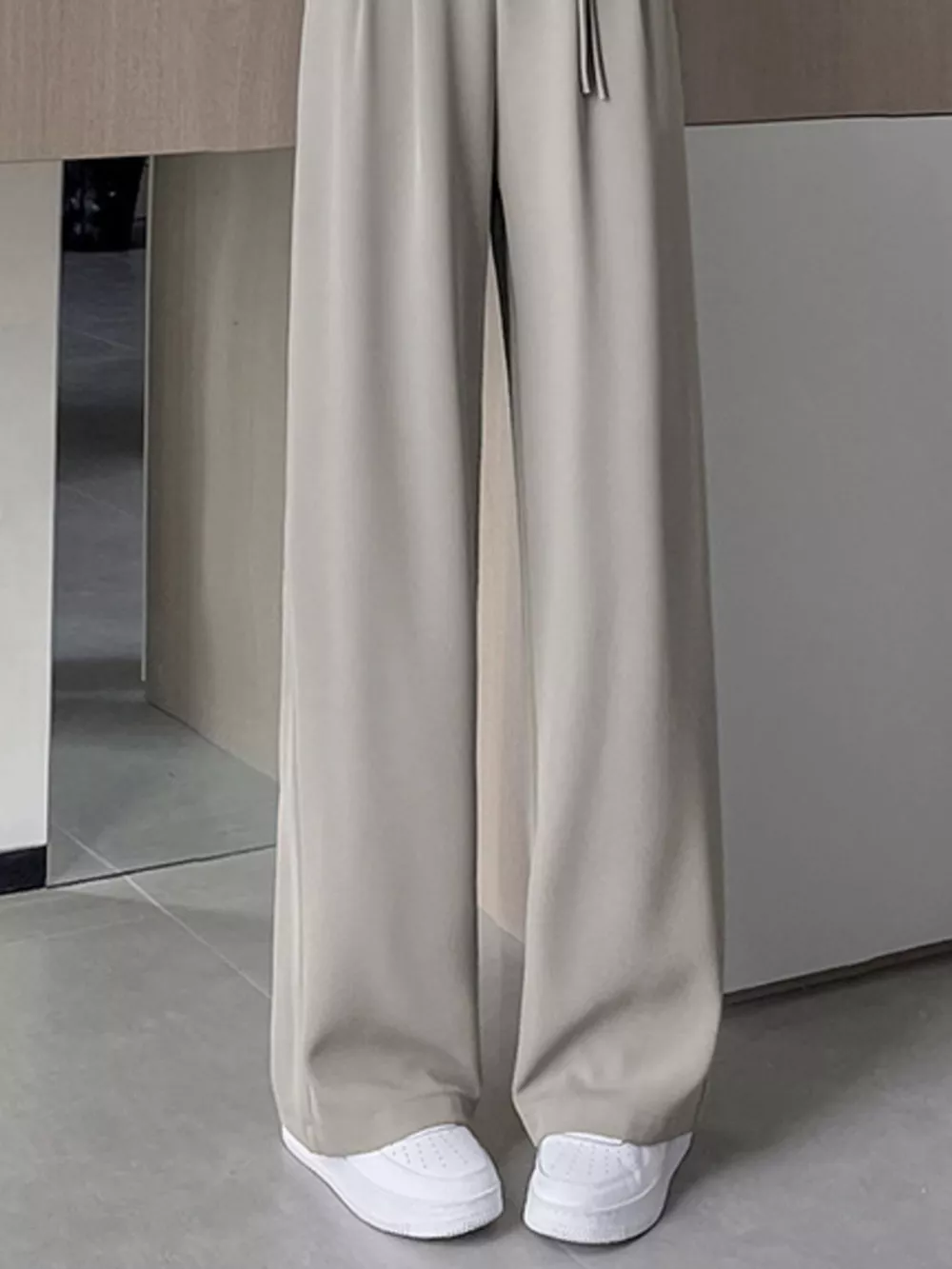 High-Waisted Wide-Leg Pants, image 10
