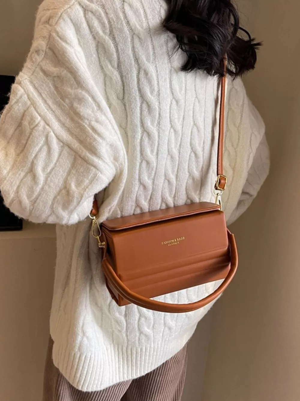 Box-Shaped Crossbody Bag, image 4