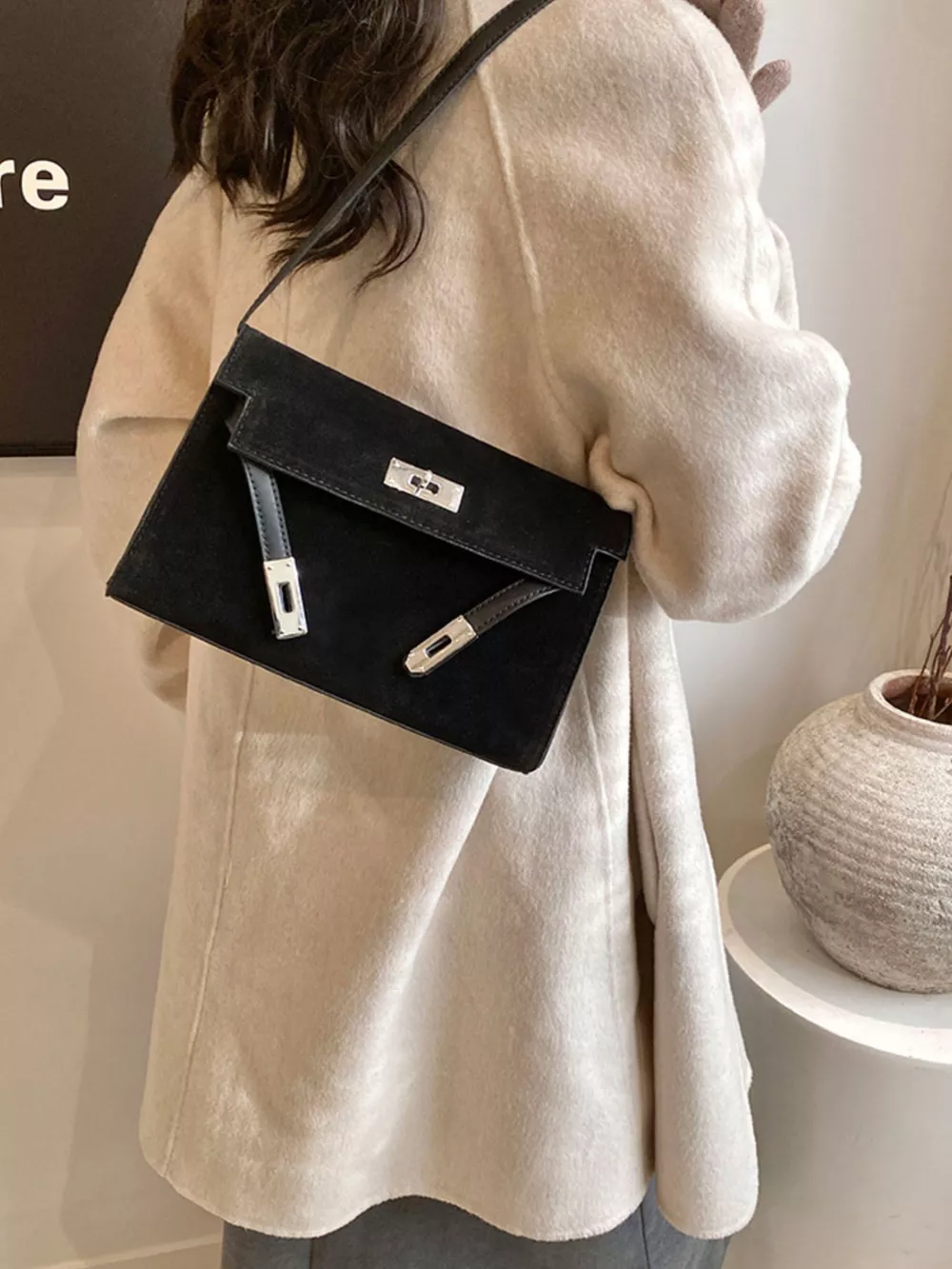 Solid Color Buckle Shoulder Bag, image 2