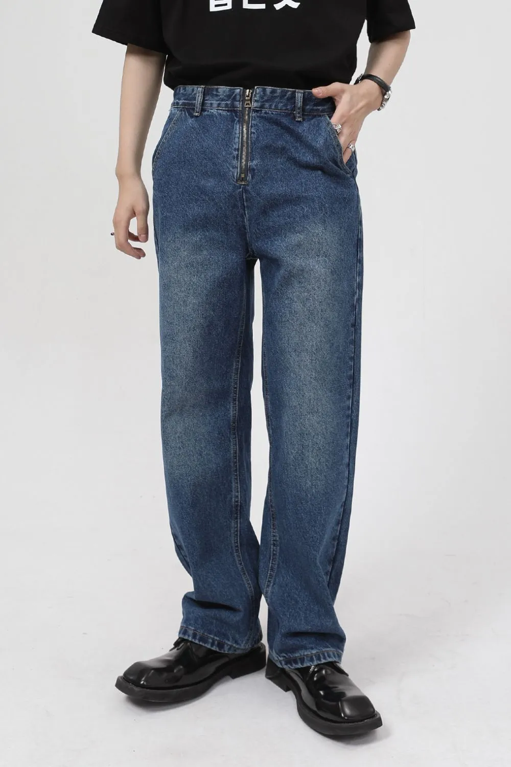 Mid Rise Baggy Jeans with Pockets, image 2