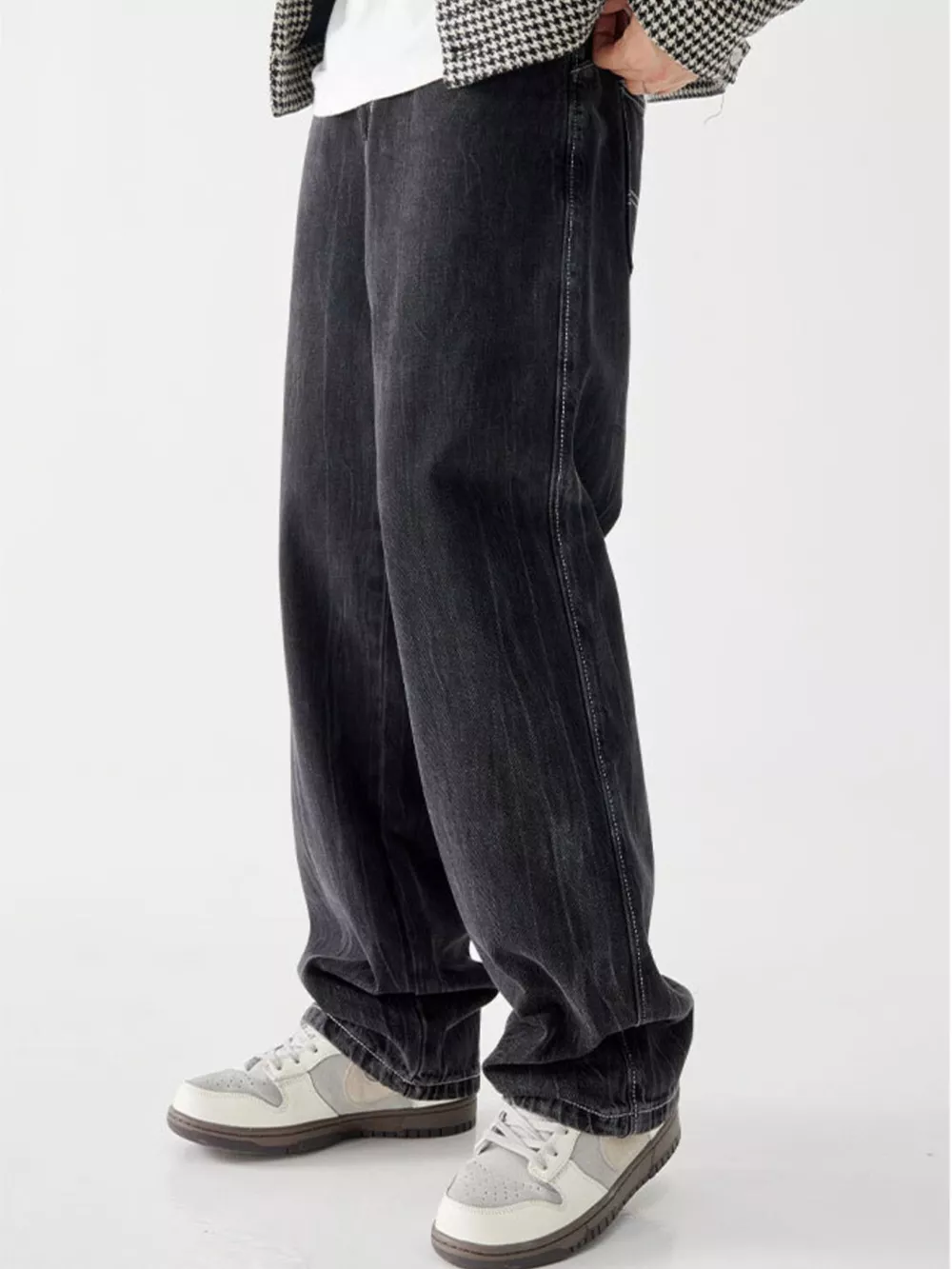 Men's Vintage Wash Loose Fit Jeans, image 10