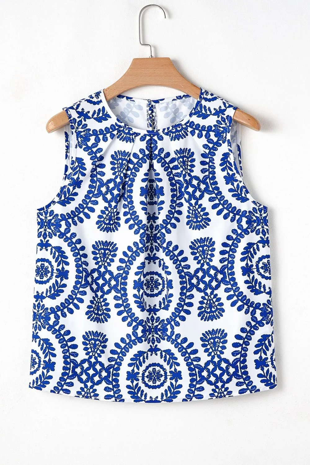 Printed Crew Neck Sleeveless Top, image 10