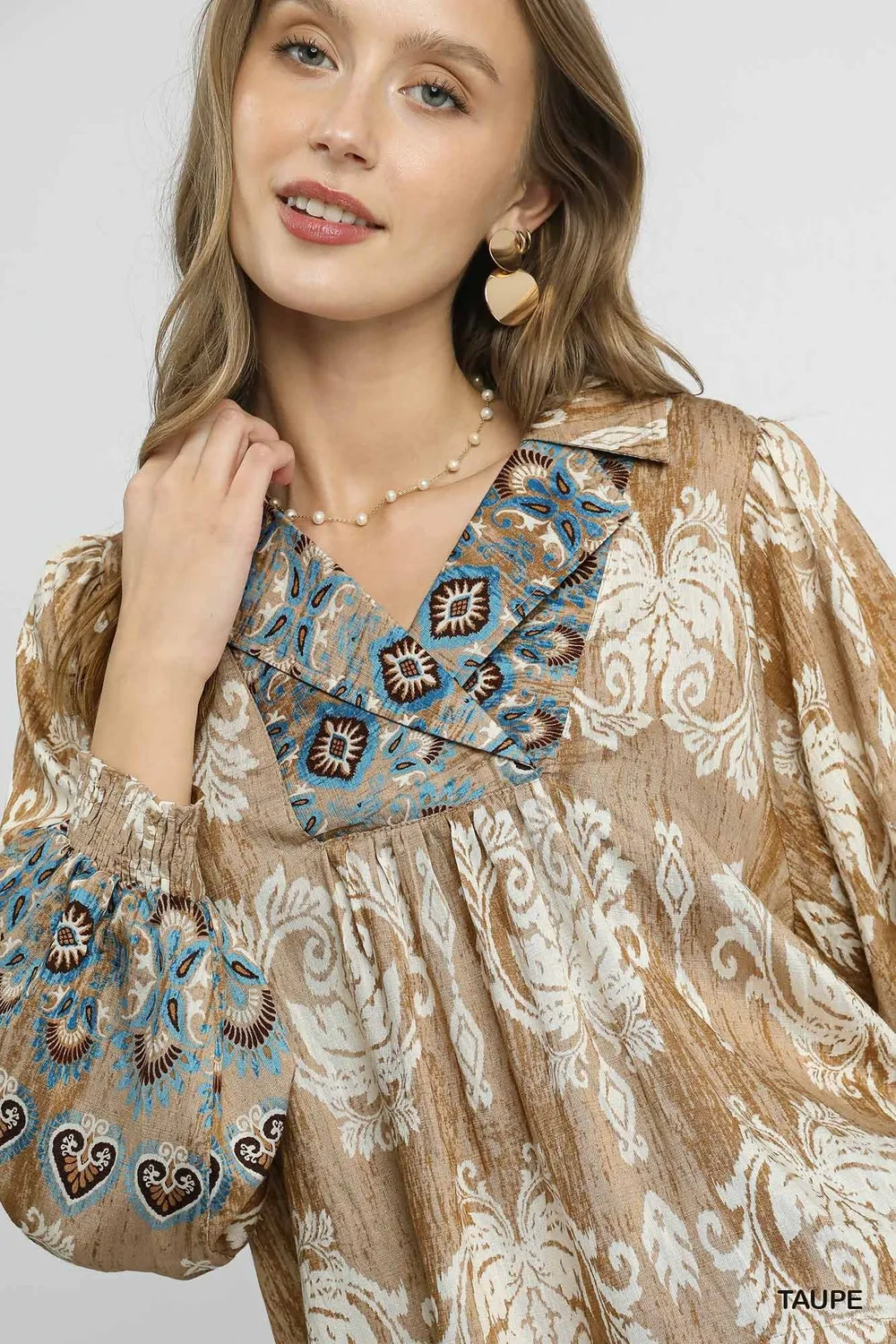 Floral Boho Blouse with Scalloped Hem, image 4