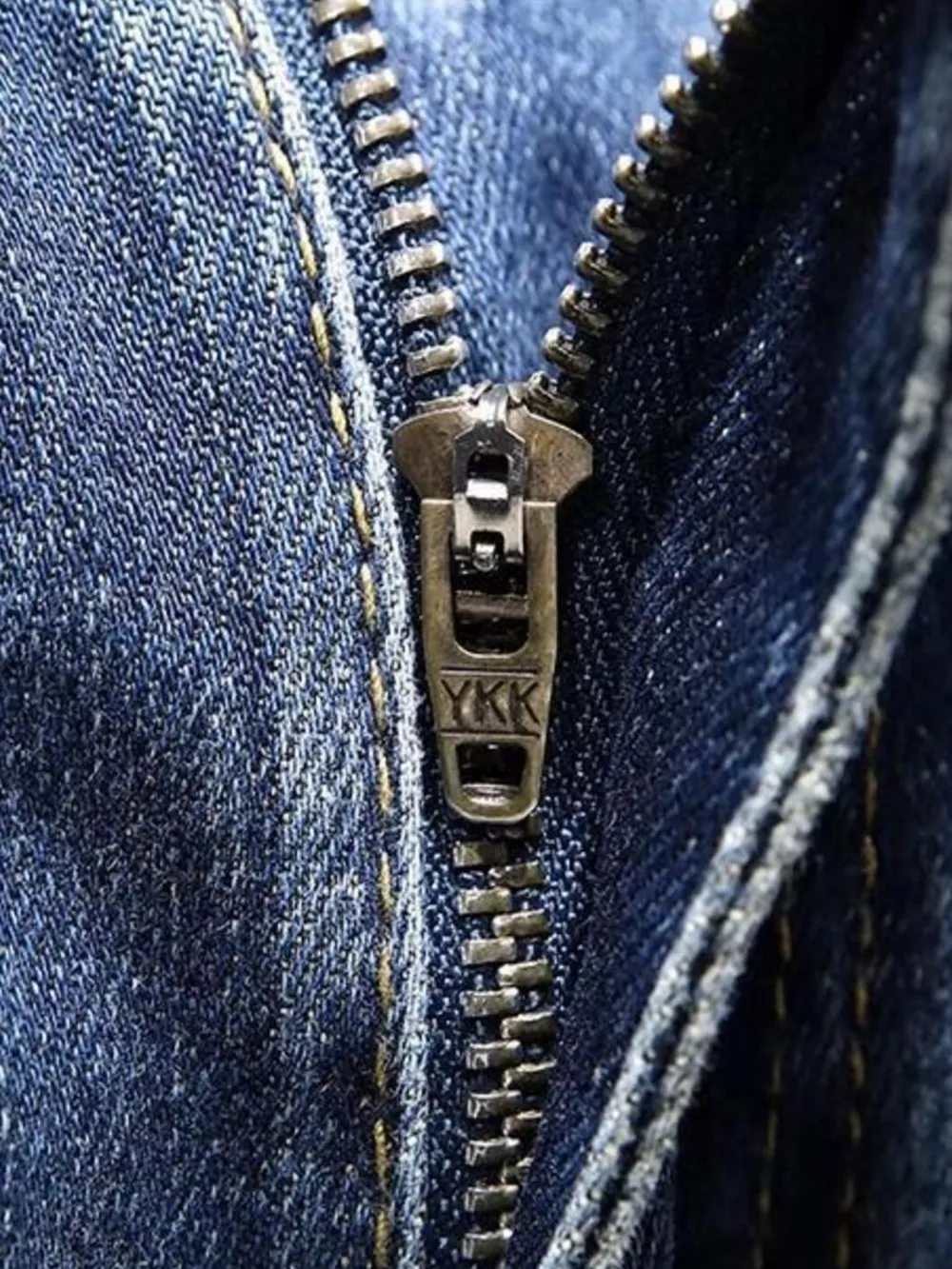Men's Distressed Embroidered Jeans, image 4
