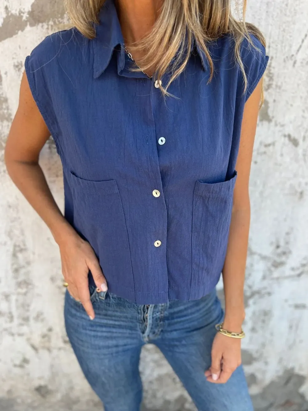 Full Size Textured Button-Front Sleeveless Shirt Plus Size, image 12