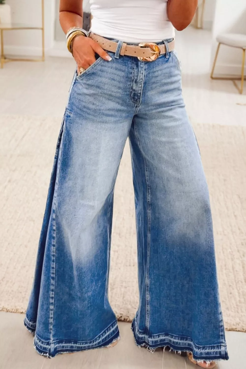 Side Seam Gathering Flare Leg Jeans, image 3