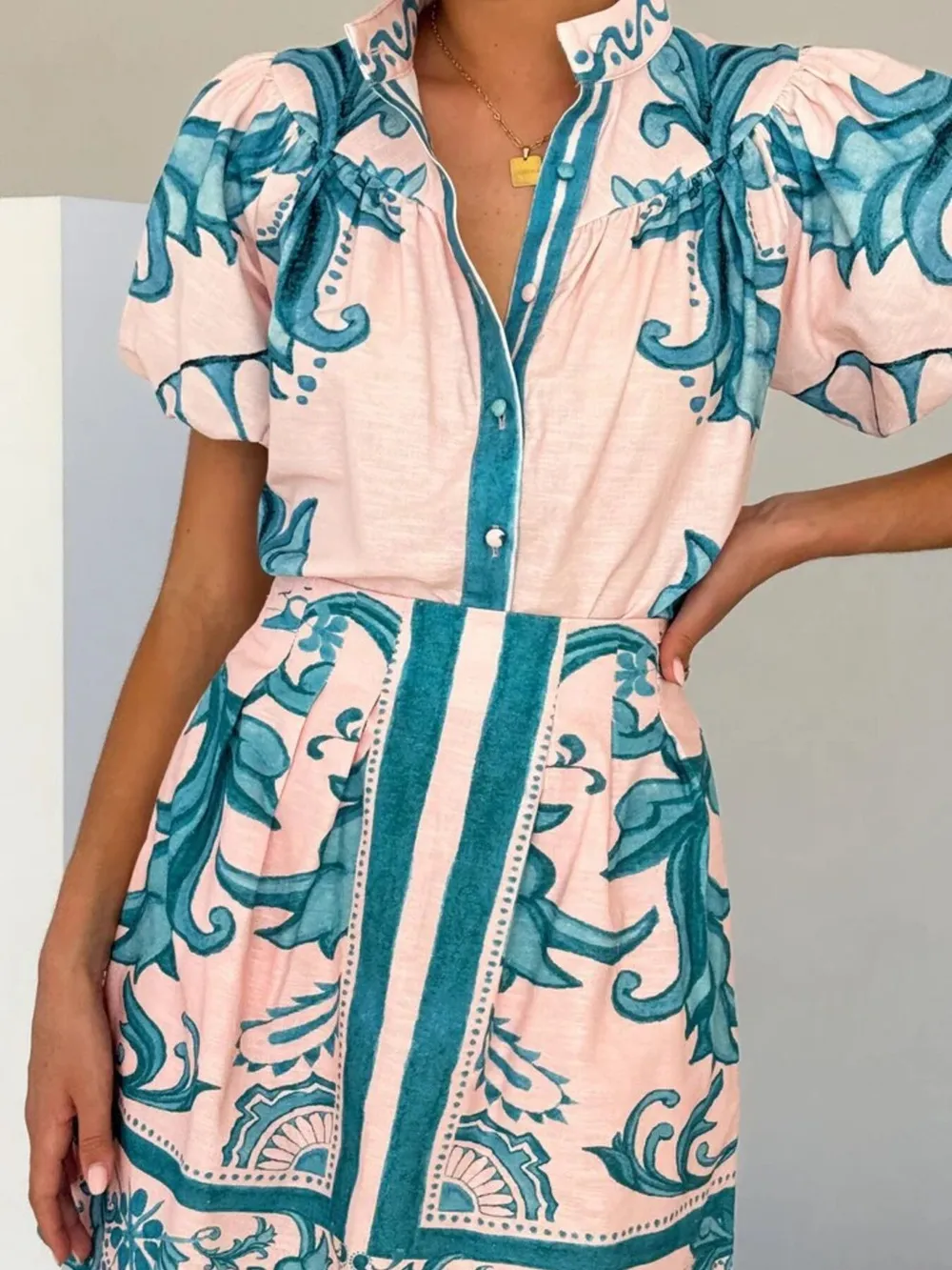 Puff Sleeve Printed Top and Zip Back Skirt Set, image 9