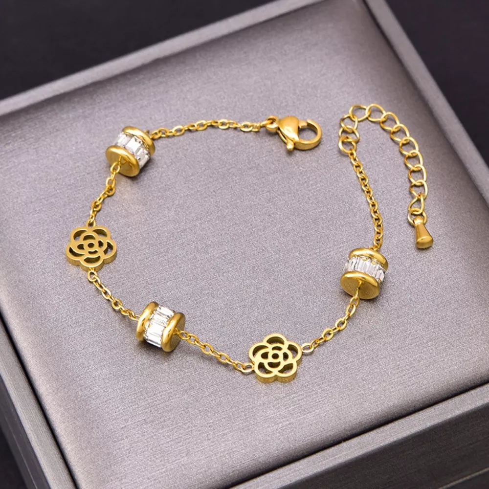 18K Gold-Plated Flower Bracelet, image 3