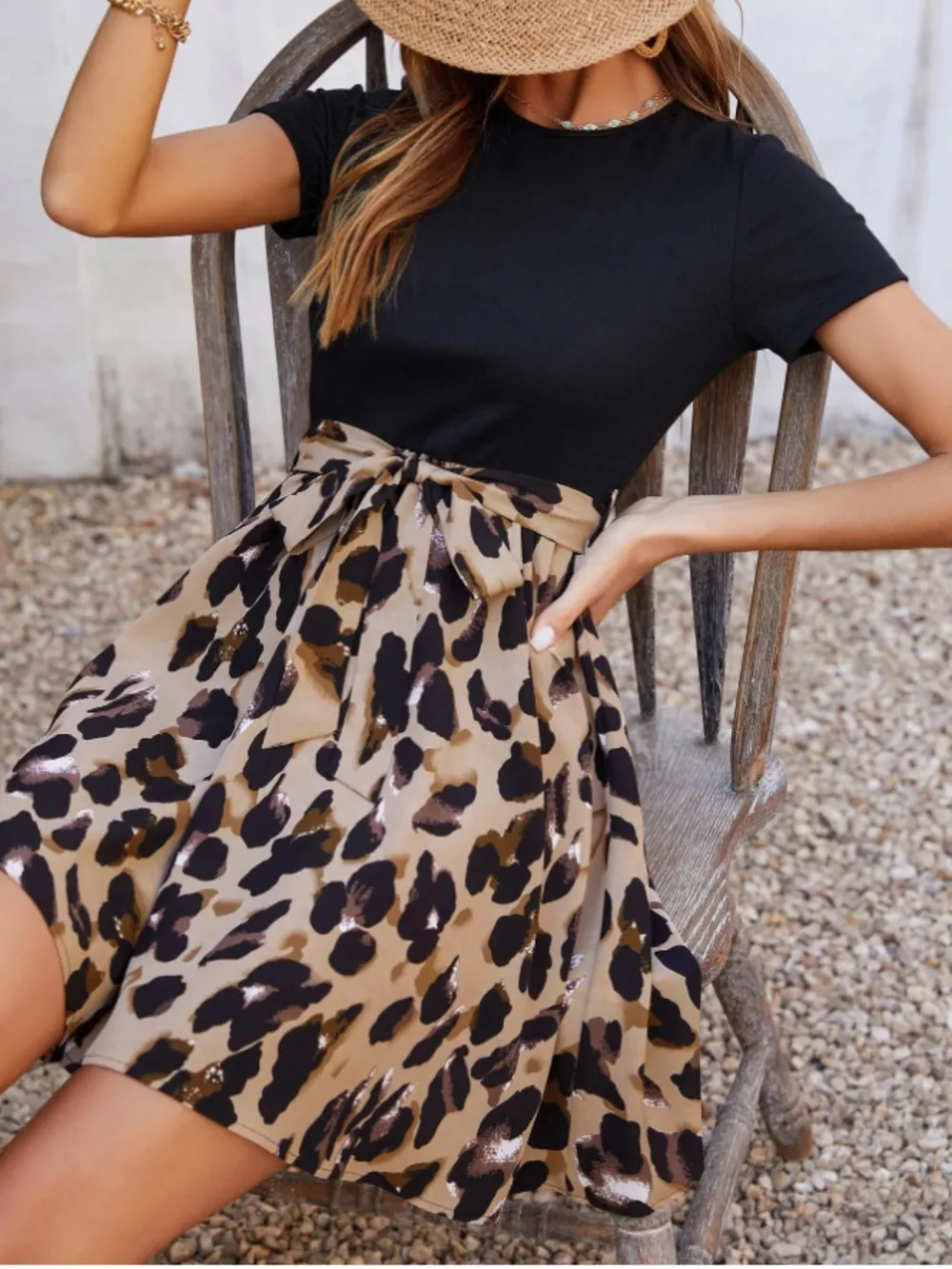 Tied Front Contrast Leopard Short Sleeve Mini Dress, image 5