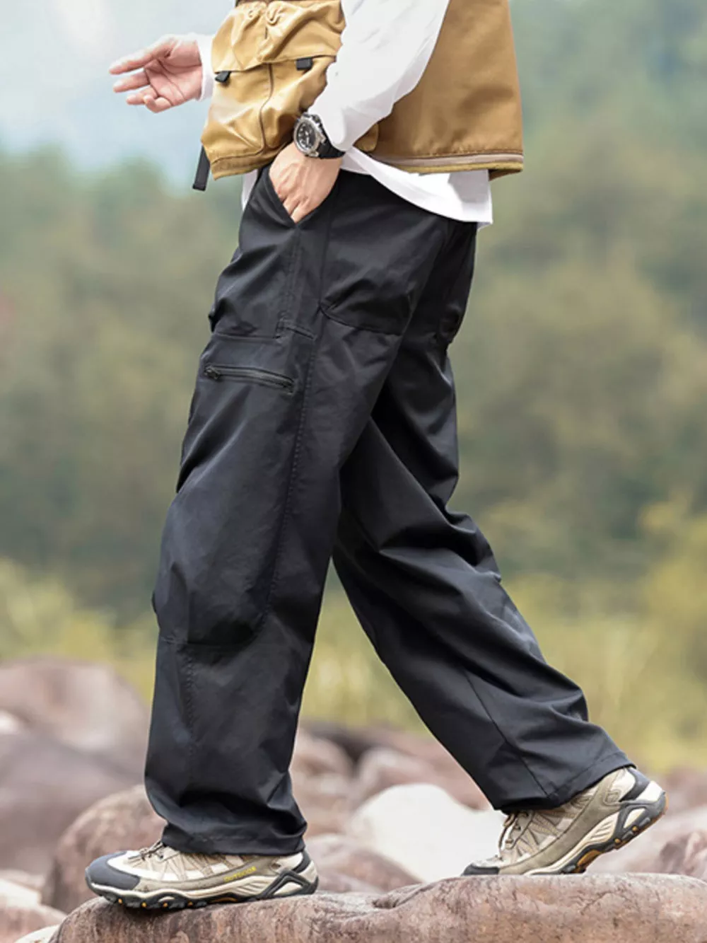 Men's Plus Size Relaxed Fit Cargo Pants, image 2