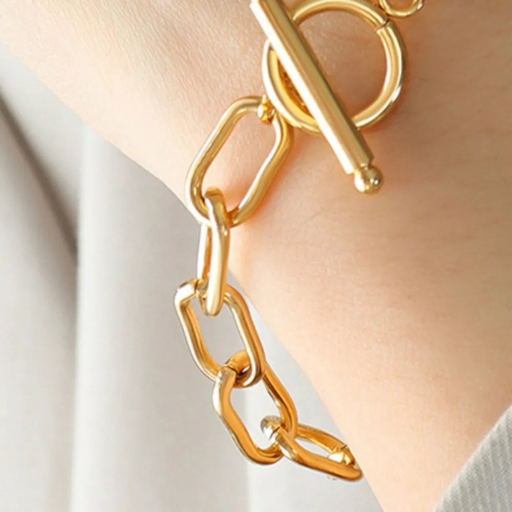 Zircon Titanium Steel Closure Bracelet, image 2