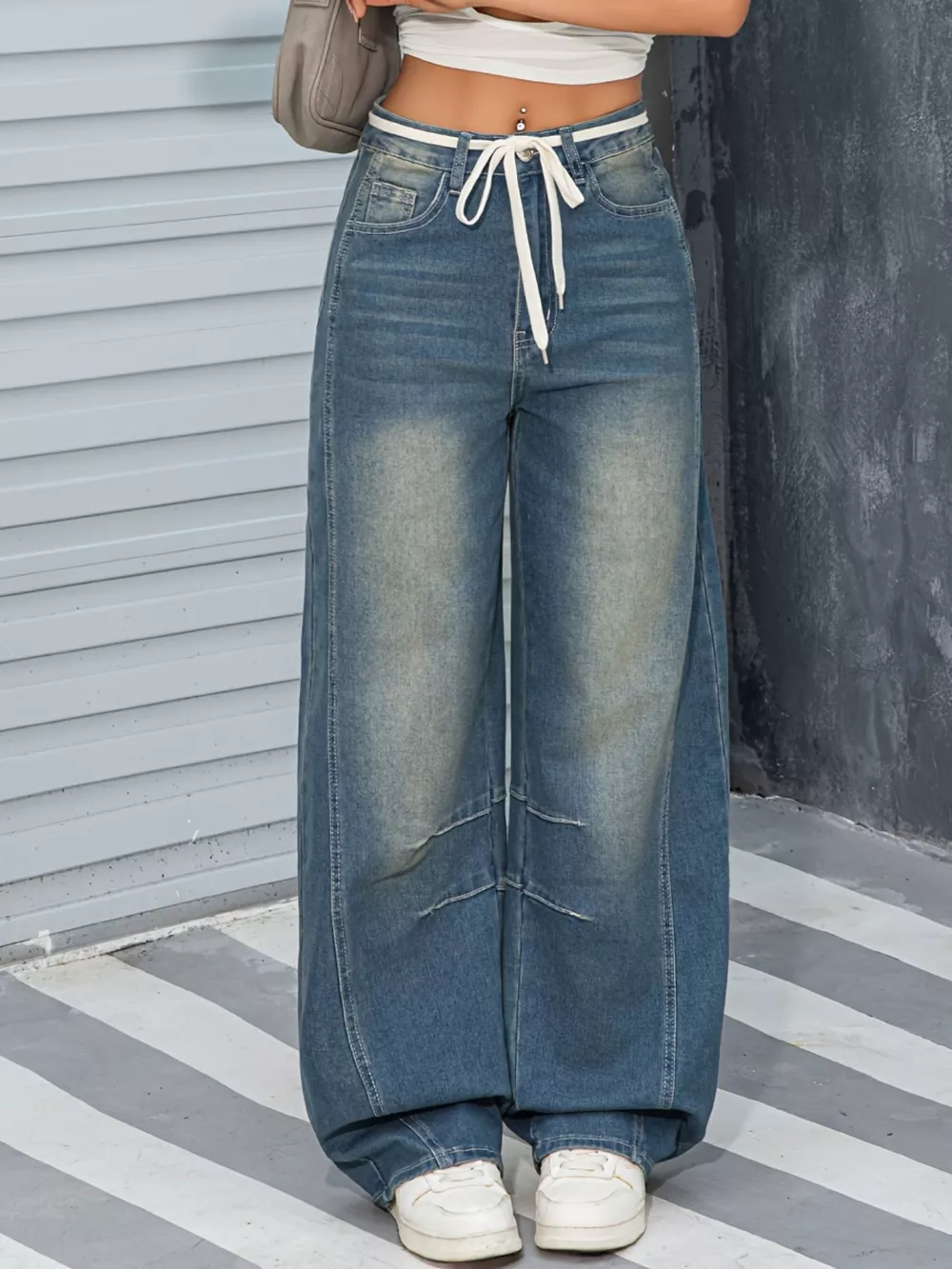 Vintage Wash Wide Leg Jeans, image 3