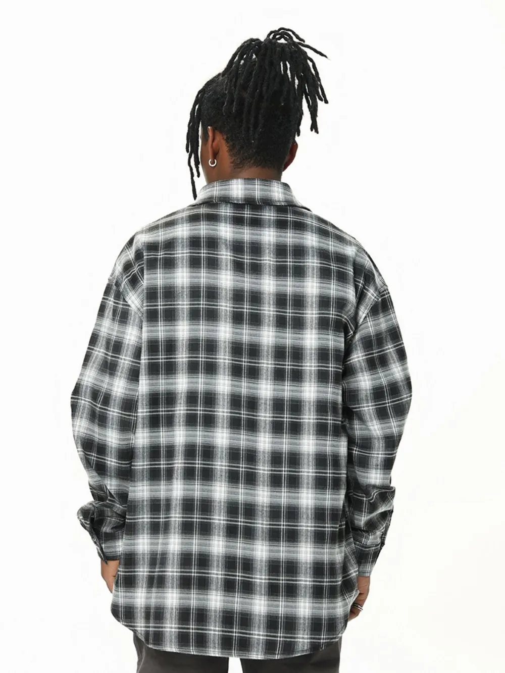 Men's Button Down Plaid Collared Neck Shirt with Chest Pocket, image 2