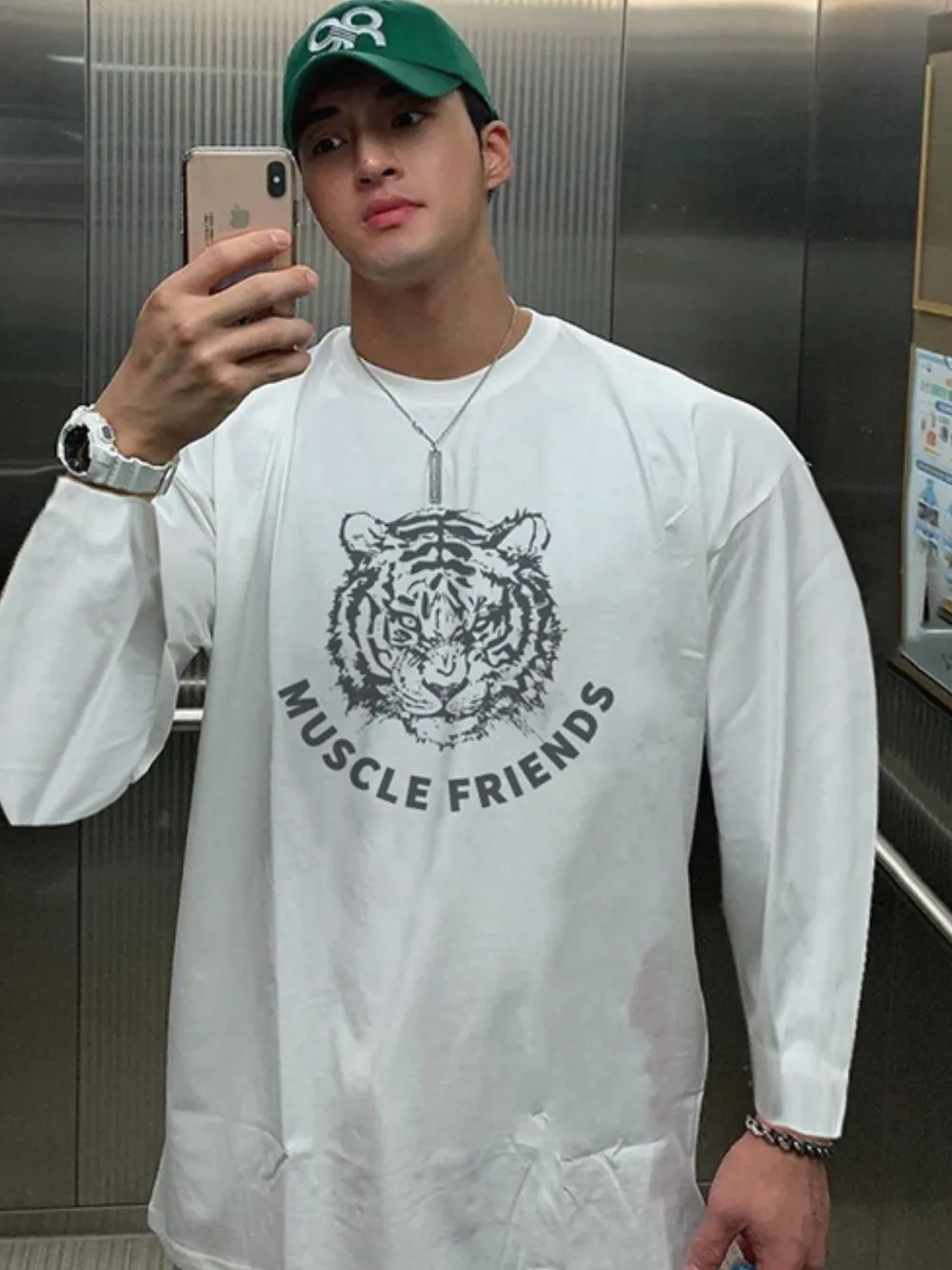 Men's Round Neck Graphic Long Sleeve T-Shirt, image 2
