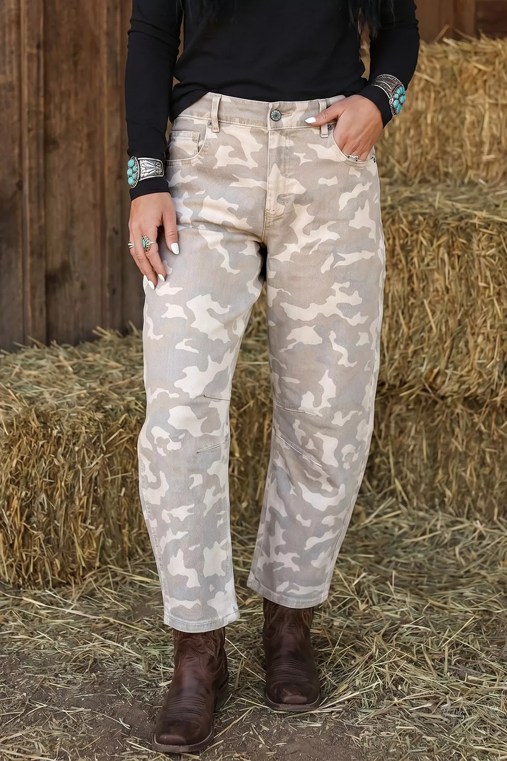 Camouflage Print Pocket Ankle-Length Barrel Jeans