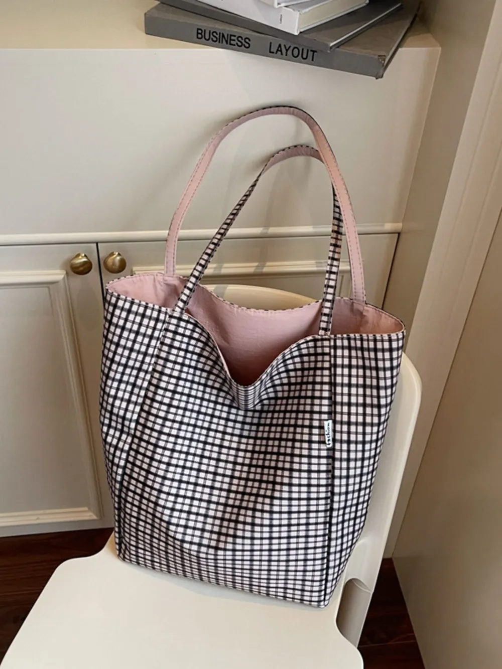 Plaid Pattern Tote Bag, image 13