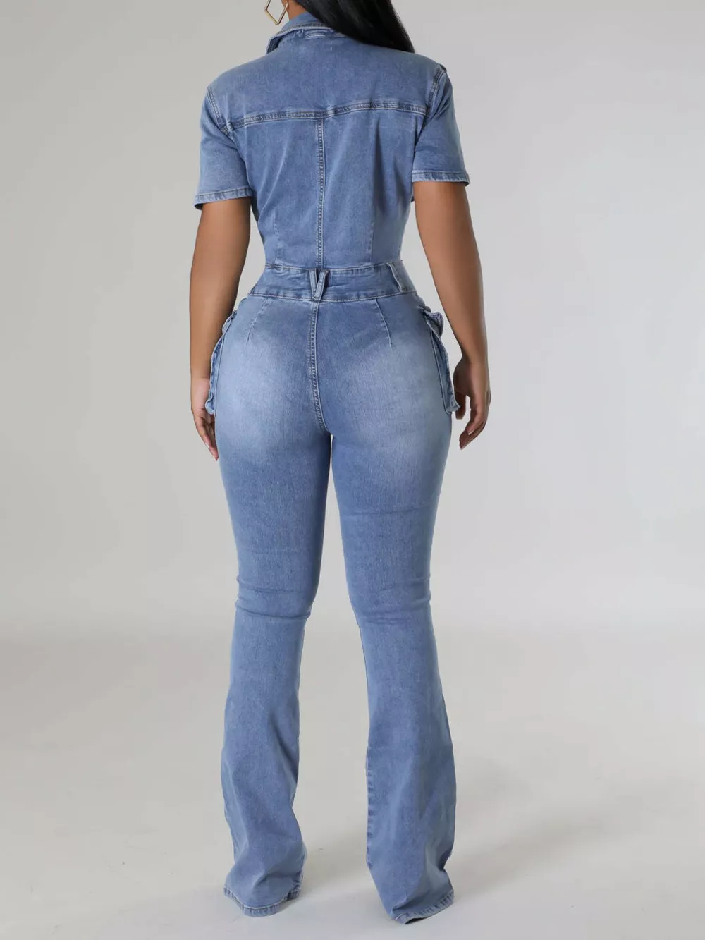 Slim-Fit Denim Jumpsuit with Utility Cargo Pockets and Flared Legs, image 4