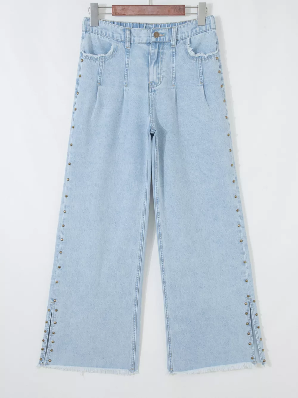 Studded Side Slit Leg Frayed Pocketed Wide Leg Jeans, image 4