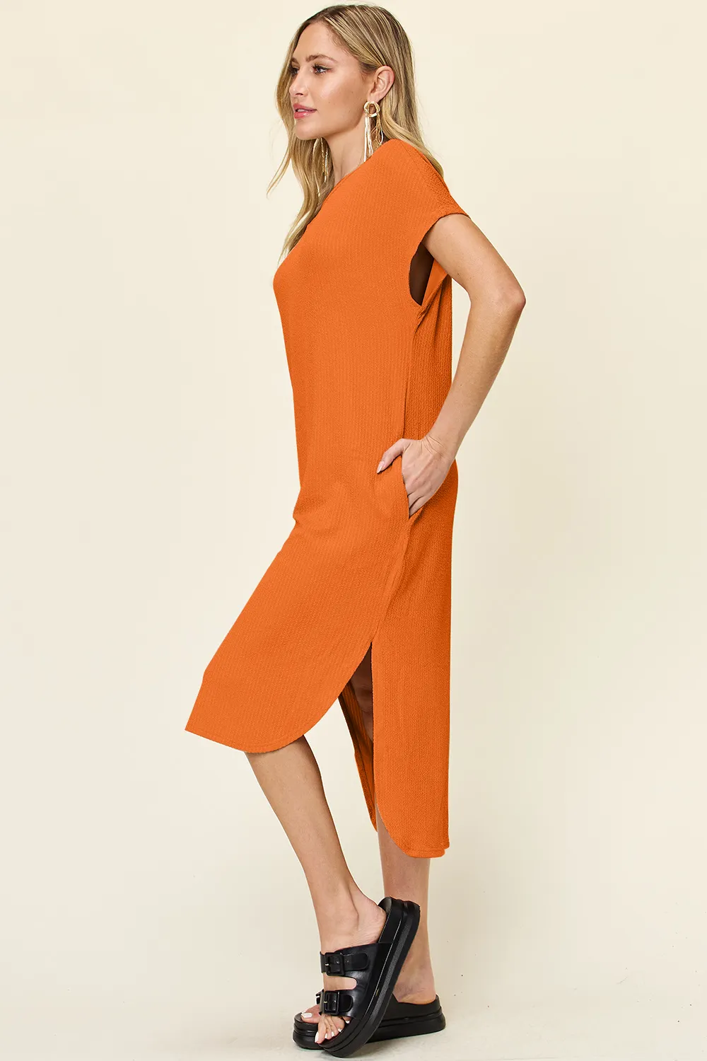 Full Size Round Neck Short Sleeve Slit Dress, image 5
