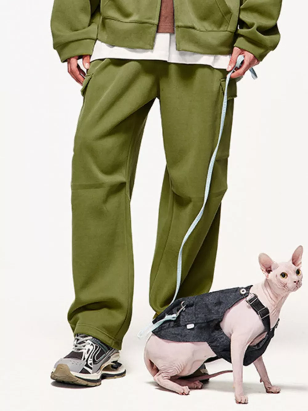 Men's Relaxed Fit Cargo Pants, image 2
