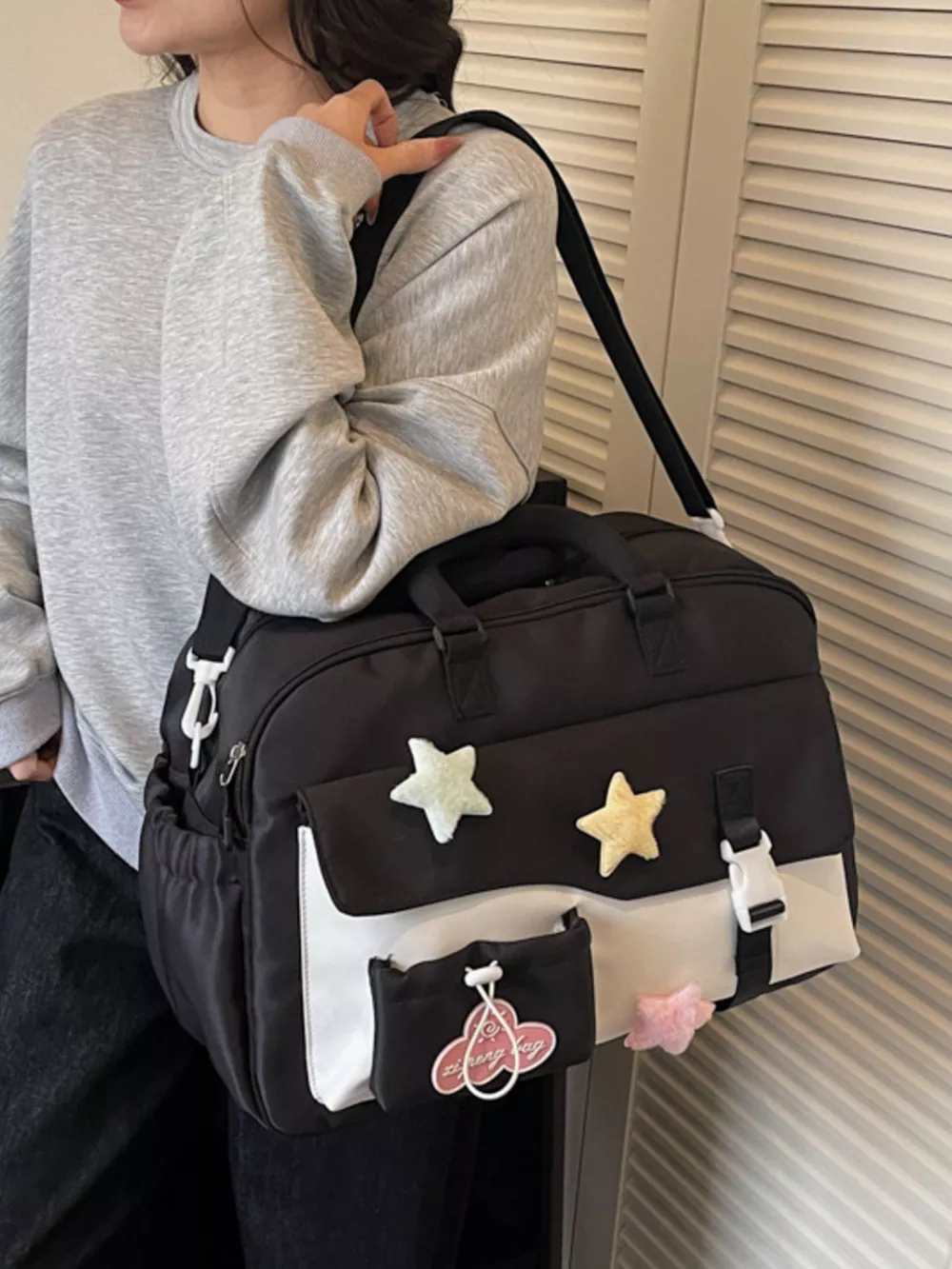 Color Block Star & Cloud Embellished Travel Bag, image 2