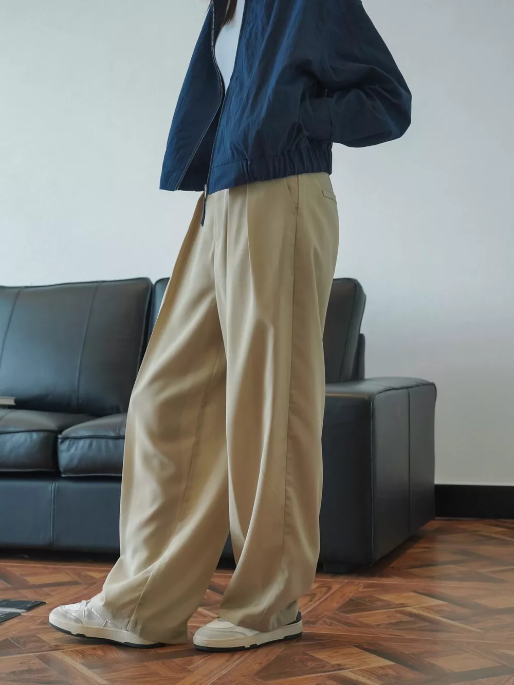 High-Waisted Pleated Wide-Leg Pants, image 23