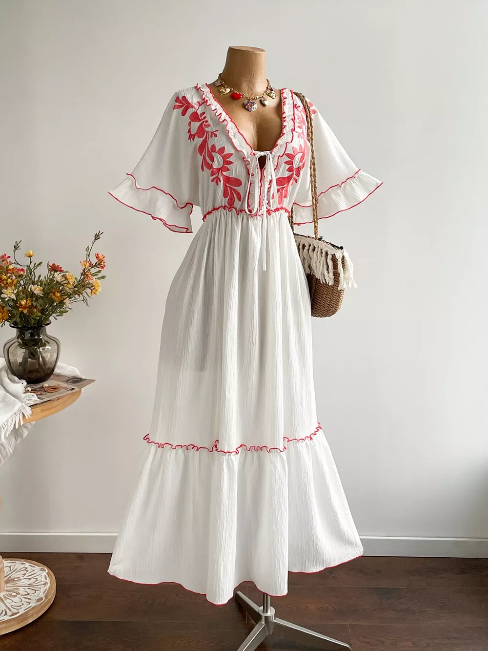 Plus Size Front Tie Maxi Dress with Floral Embroidered, image 4