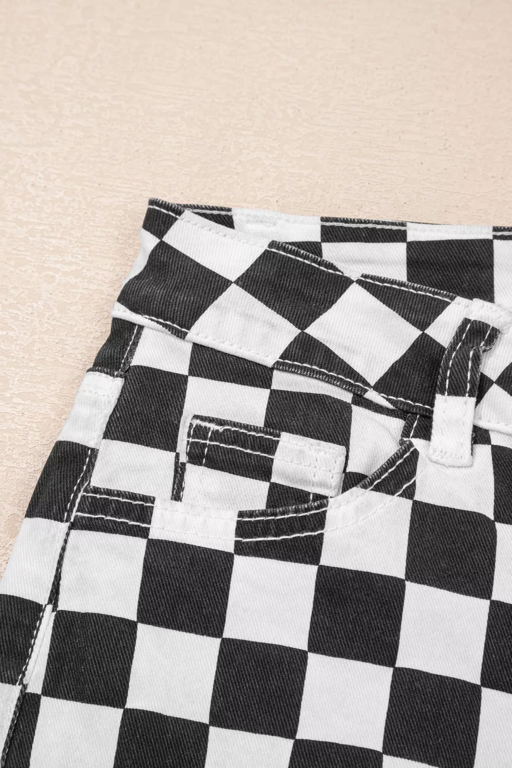 Checkerboard Print Distressed Holes Raw Edge Cropped Jeans, image 7