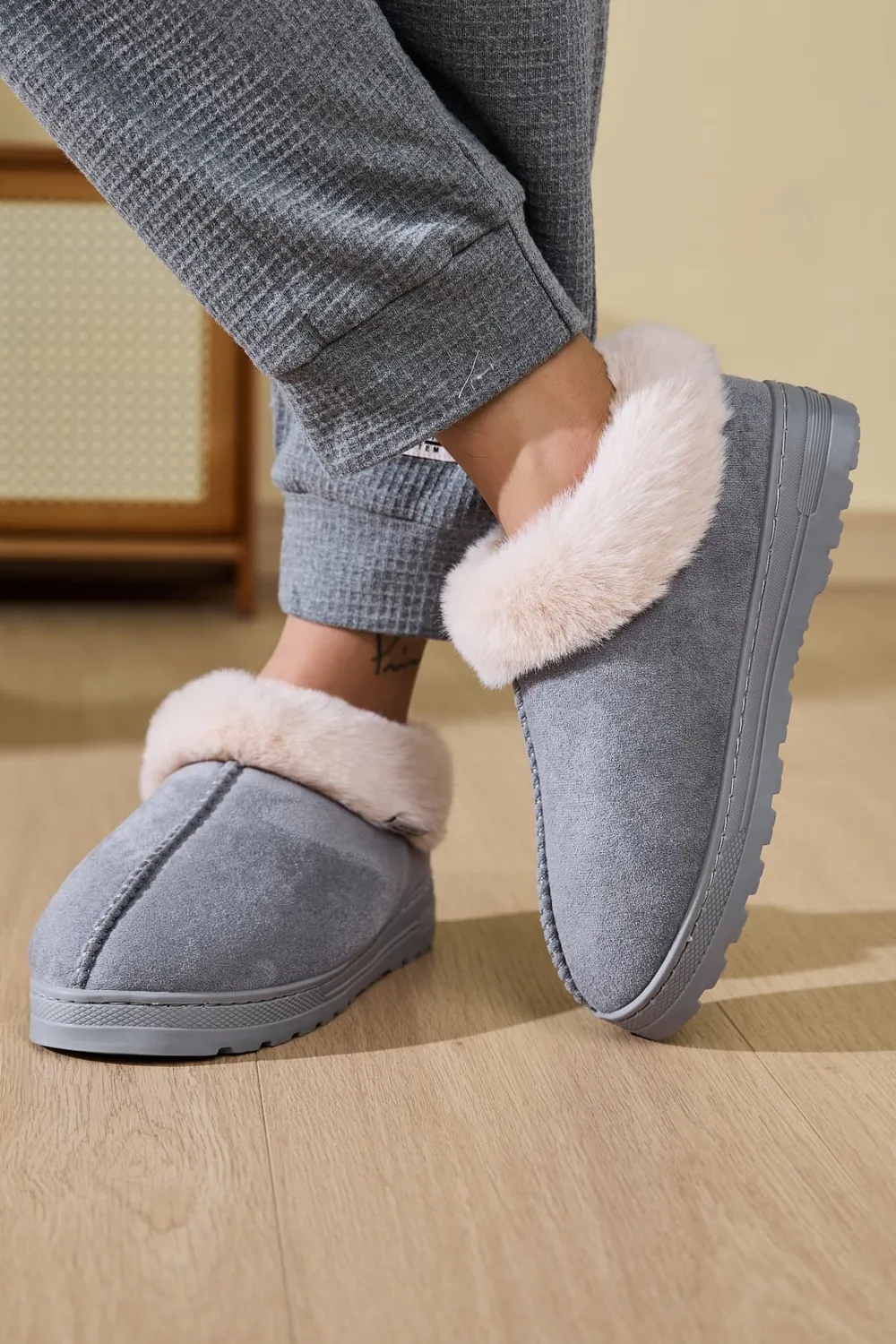 Faux Fur Round Toe Platform Slippers, image 18