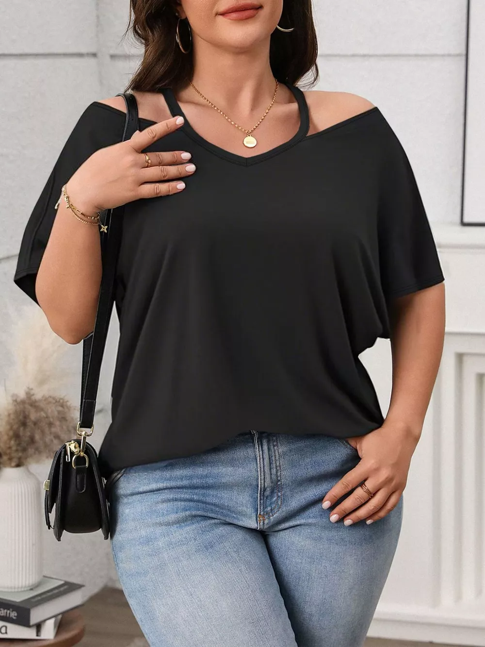 Plus Size Cold Shoulder Short Sleeve Top, image 3