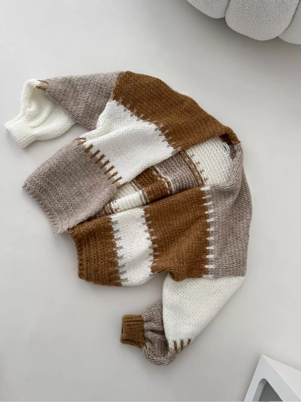 Color-Block V-Neck Cardigan, image 9