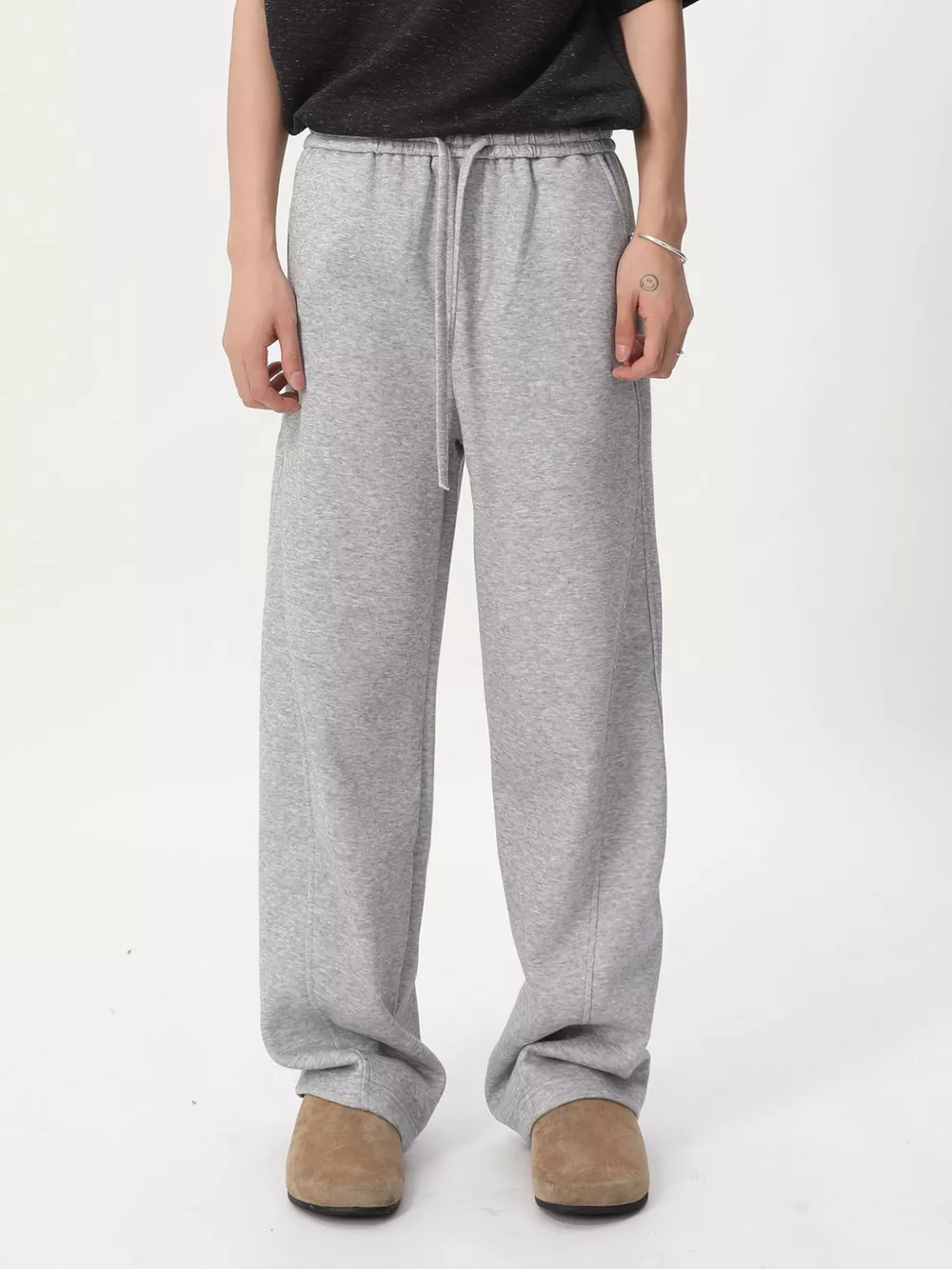 Men's Relaxed Fit Drawstring Sweatpants, image 4