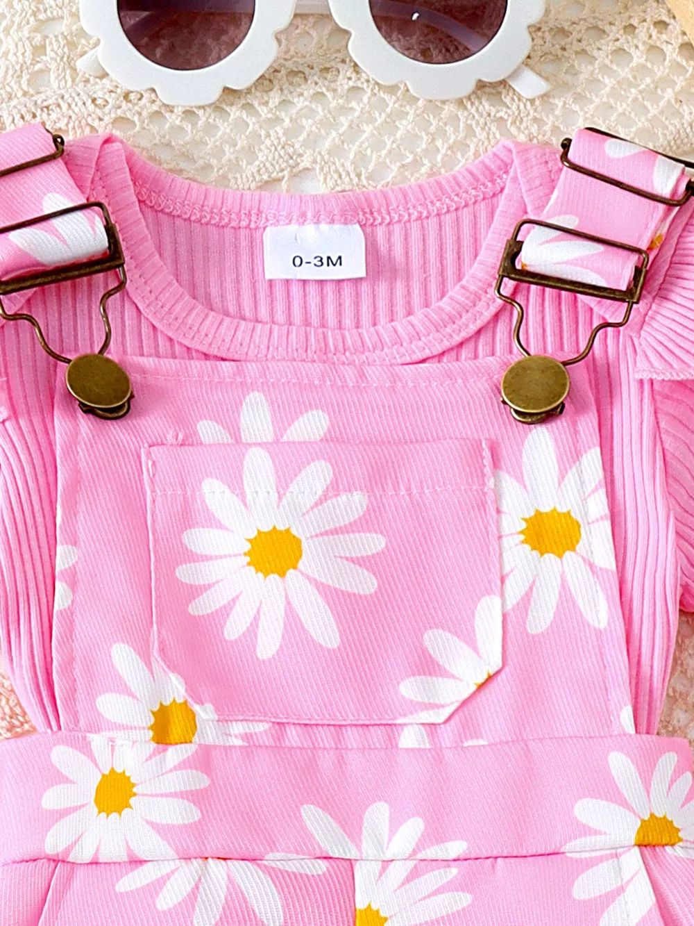 Children's Ruffle Trim Ribbed Top and Daisy Overalls Set, image 4