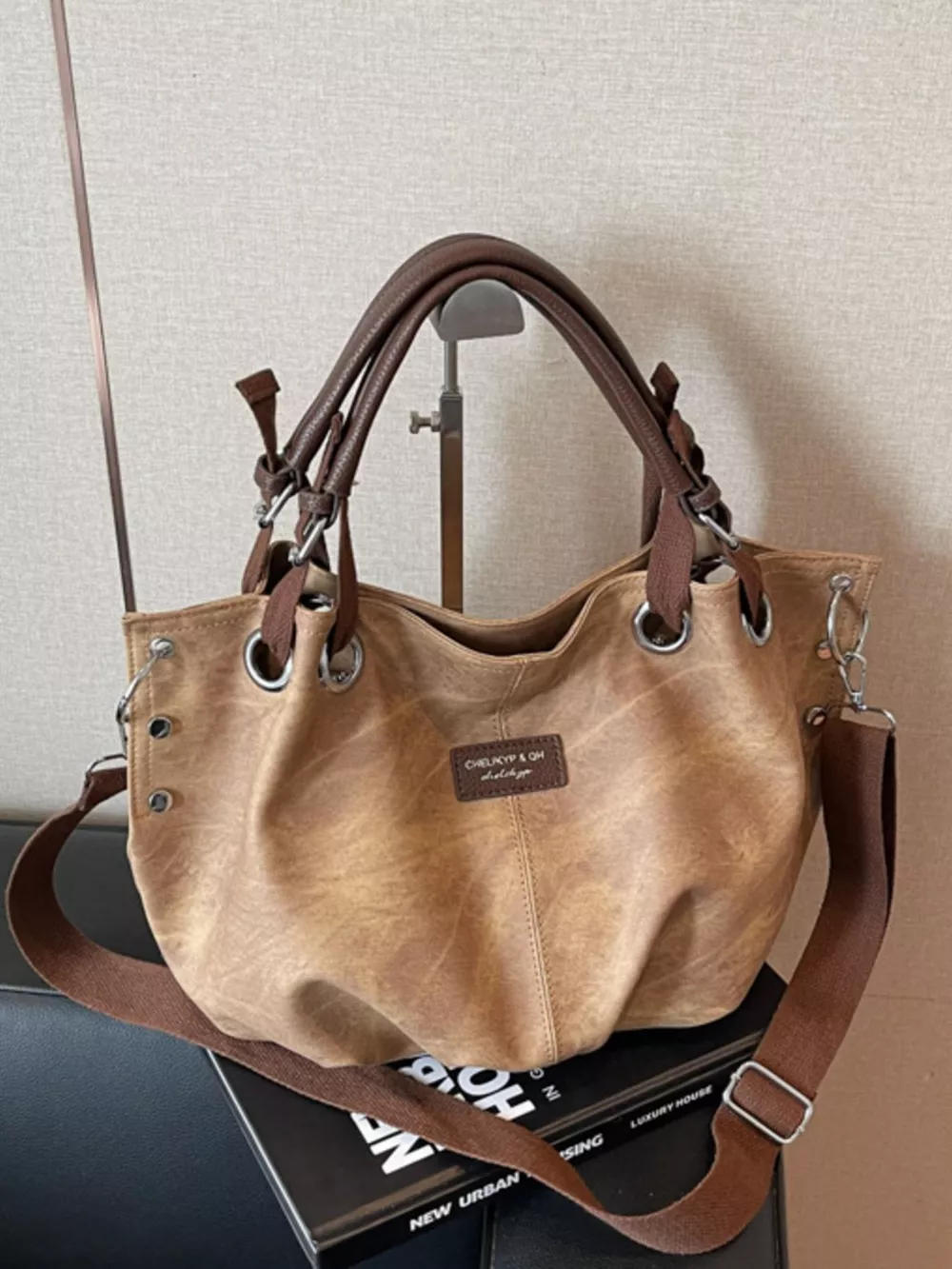 Vintage Adjustable Strap Crossbody Bag, image 4