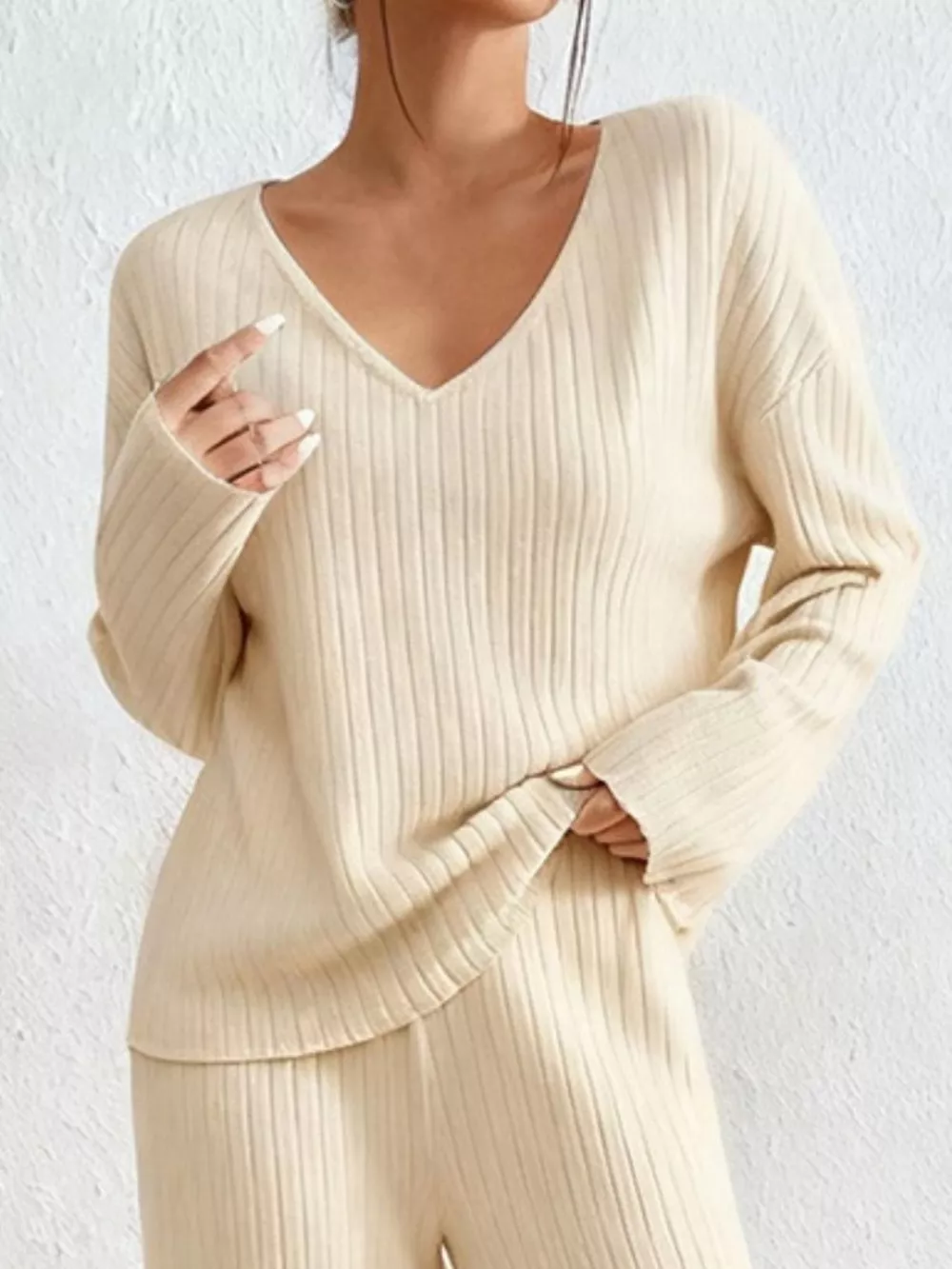 Ribbed Knit V-Neck Top and Pants Set, image 5