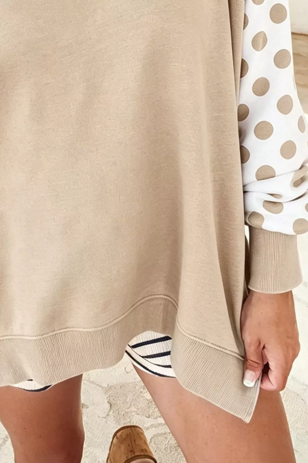 Crew Neck Polka Dot Sleeves Sweatshirt, image 3