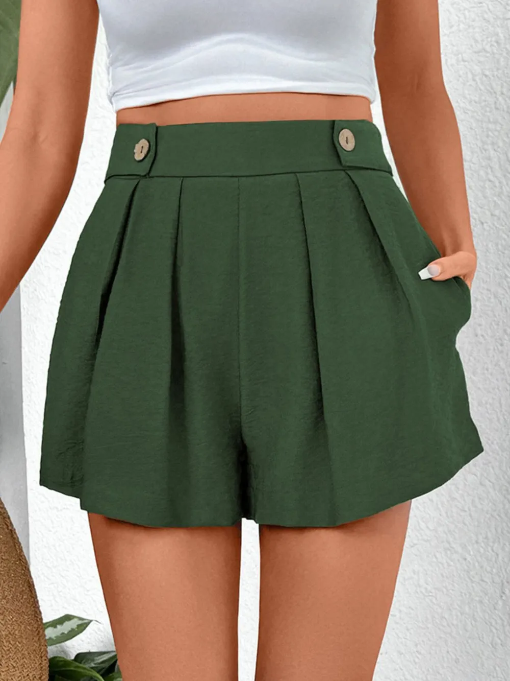 Pleated Detail Shorts with Pockets, image 3