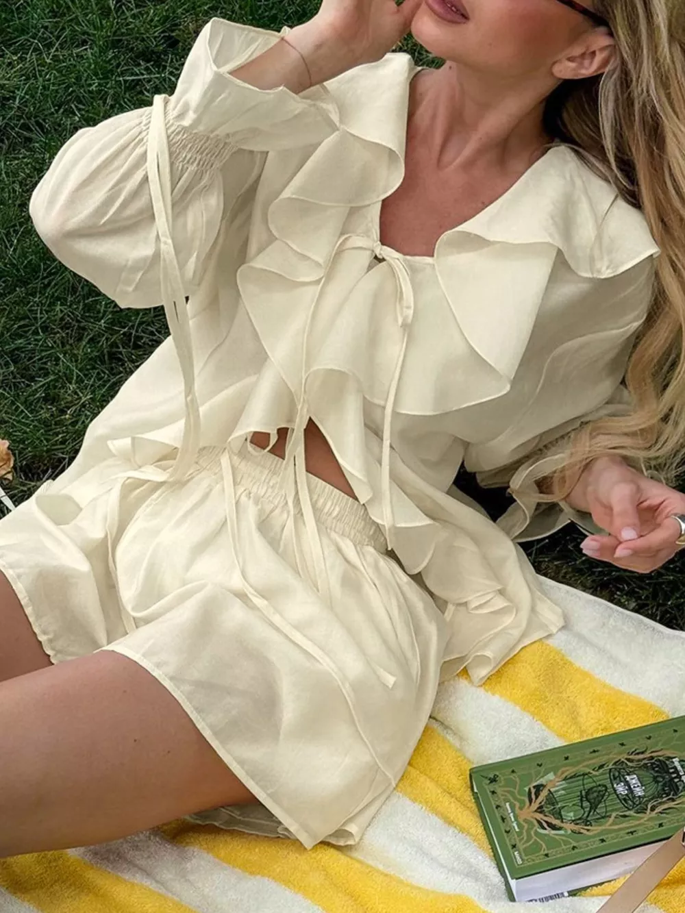 Ruffled Tie Front Blouse and Shorts Set, image 3